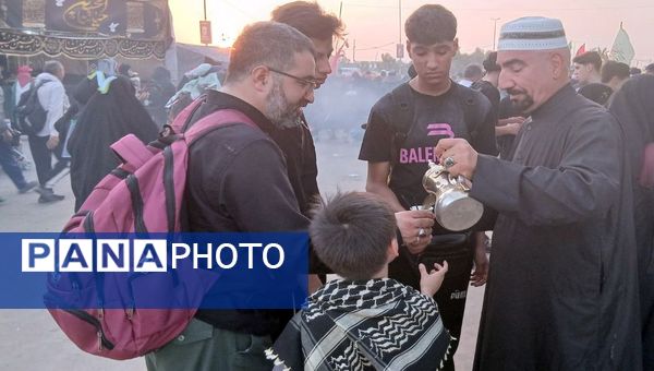  پیاده‌روی اربعین از نجف تا کربلای معلی 