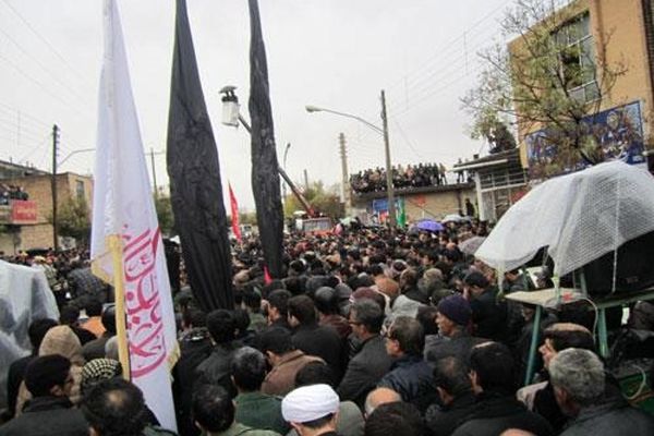 خانواده‌ها، اولین مبلغان فرهنگ عاشورایی در قلب فرزندان هستند 