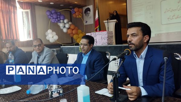 برگزاری مراسم تجلیل از مدیران برتر مدارس ابتدایی در خلیل‌آباد
