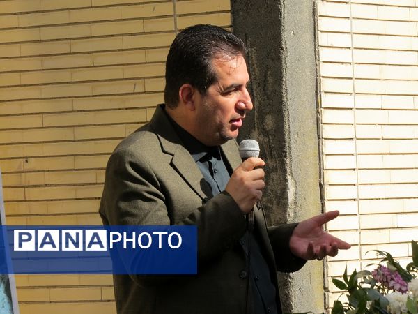 تقدیر از کارکنان‌ اداره‌کل آموزش و پرورش خراسان شمالی 