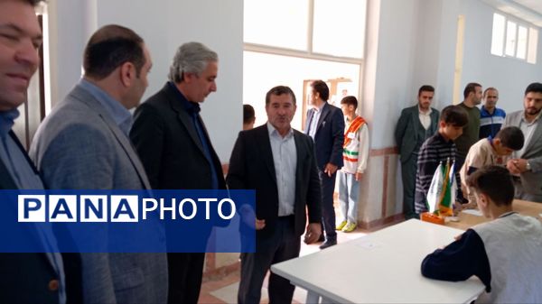 انتخابات شورای دانش‌آموزی در مدارس خدا آفرین 