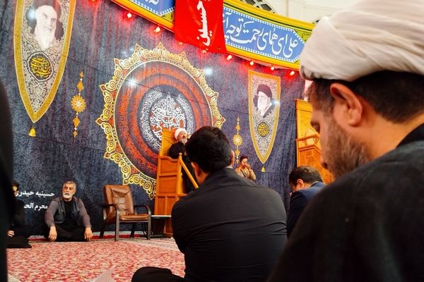 کاشمر در سوگ حسینی و مسئولان پای در رکاب عزاداری و خدمت