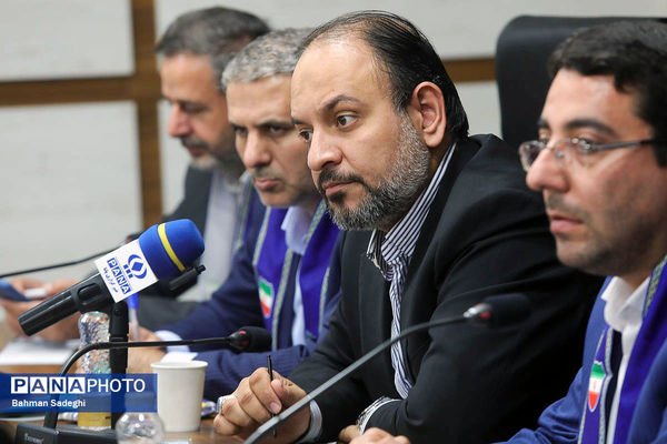 نشست معاون پرورشی و فرهنگی وزارت آموزش و پرورش با معاونان پرورشی، تربیت‌بدنی و مسئولان سازمان دانش‌آموزی آذربایجان شرقی