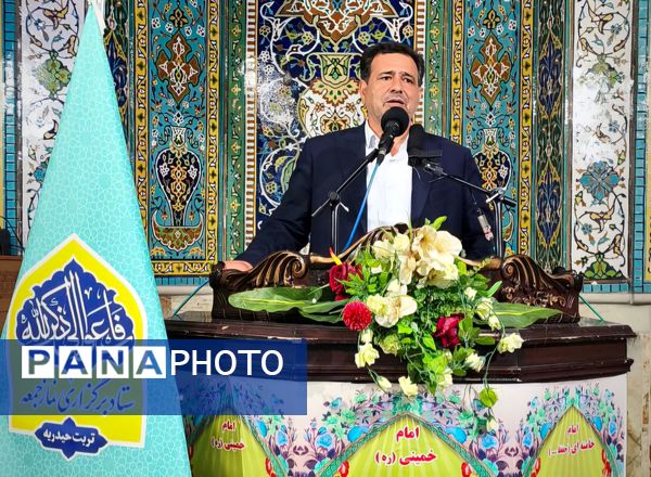 برگزاری نماز عبادی‌ـ‌سیاسی جمعه ویژه فرهنگیان به مناسبت هفته بزرگداشت معلم