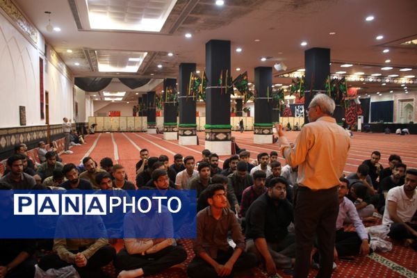 فروغ ایمان و همدلی در نماز جمعه بندرعباس
