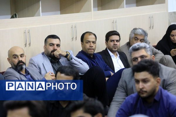 دیدار جوانان و پیشکسوتان ورزش خراسان‌جنوبی با نماینده ولی‌فقیه 