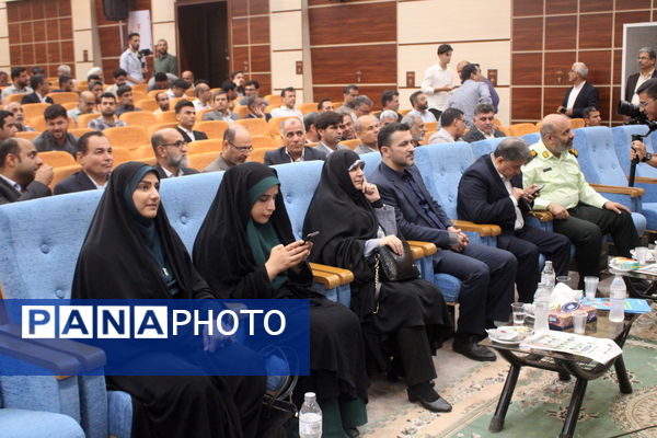 تجلیل از معلمان نمونه استان بوشهر
