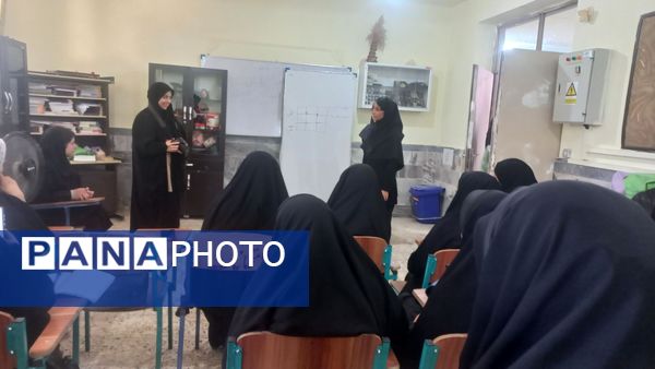 برگزاری هفته دوم دوره آموزشی فصل رویش در هنرستان ثمین