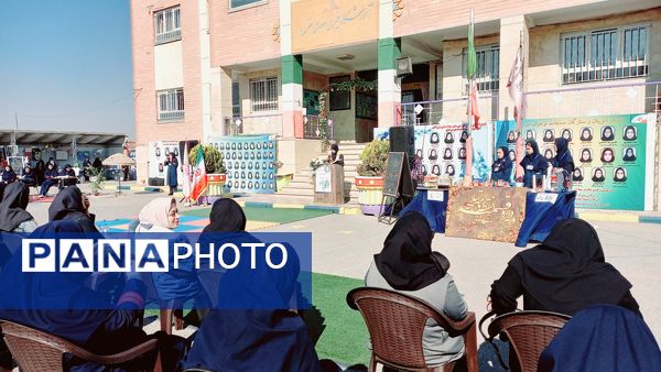 برگزاری مراسم هفته پژوهش در آموزشگاه فرزانگان هیأت امنای ملارد