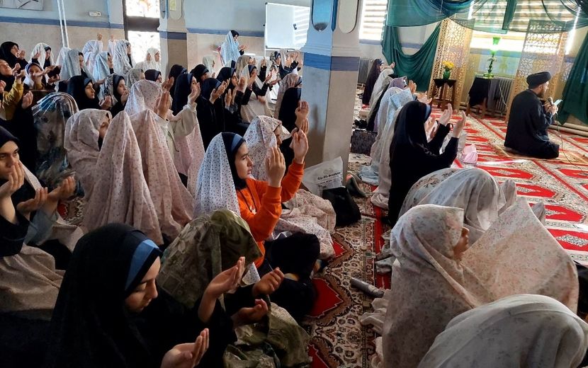 لحظات نورانی نماز استغاثه؛ اتحاد دل‌ها برای طلب باران