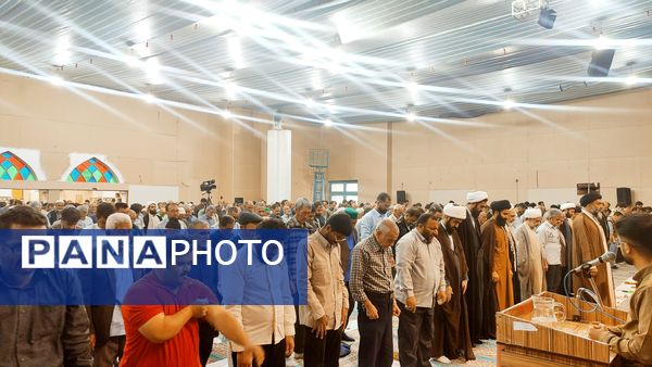 نماز جمعه در حرم مطهر امامزاده جعفر بن موسی الکاظم (ع) پیشوا 