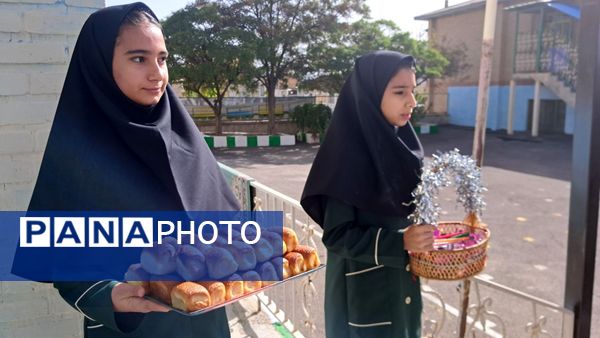 «جشن جوانه‌ها» در دبیرستان حضرت معصومه شهرستان فیروزکوه