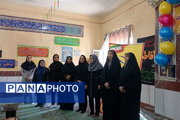 مراسم افتتاحیه کانون یاریگران زندگی در دبیرستان نرجس یک