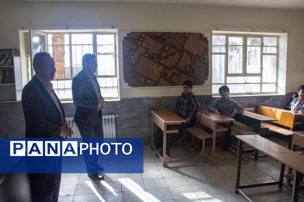 جوانه‌های محلاتی ورود به دوره متوسطه را با جشن جوانه‌ها آغاز کردند