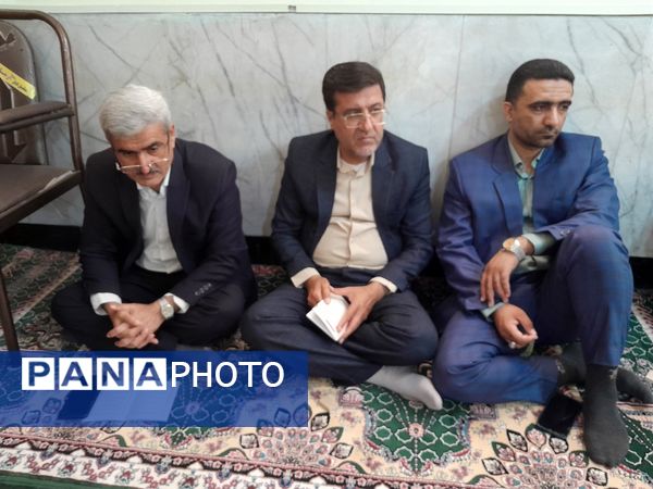 مراسم سالروز ارتحال حضرت امام خمینی رحمت الله علیه در اداره کل آموزش و پرورش استان بوشهر