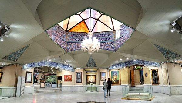 «مقبره الشعرای تبریز» یک نام و هزار آوازه