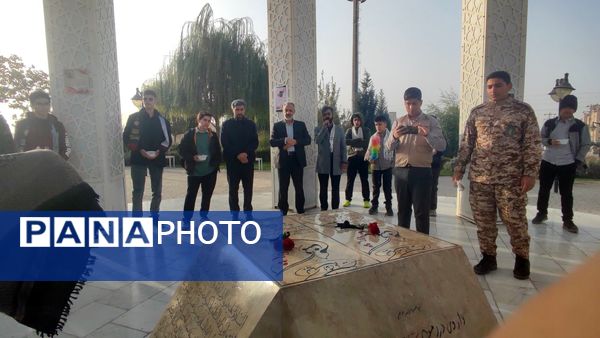 زیارت عاشورا و غبار روبی مزار شهدای گمنام نیشابور