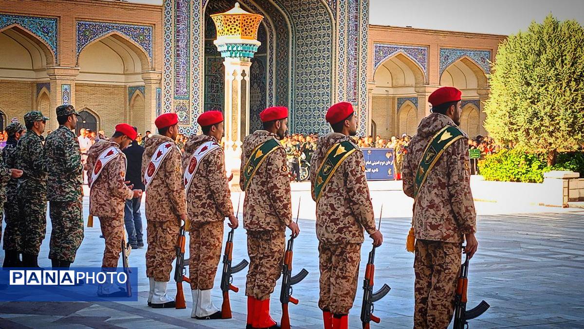 نمایش اقتدار بسیج با حضور مسئولین کشوری