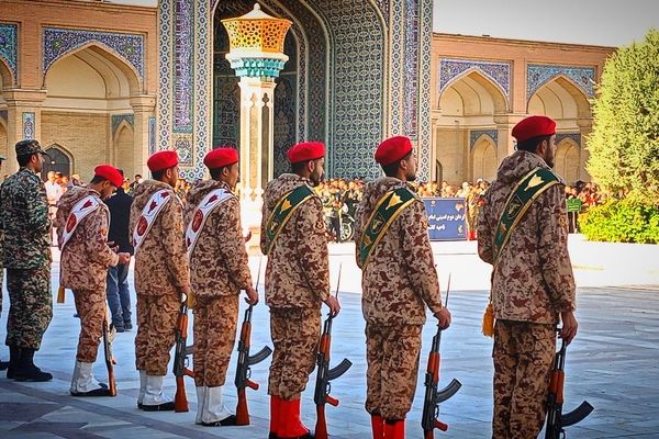 نمایش اقتدار بسیج با حضور مسئولین کشوری