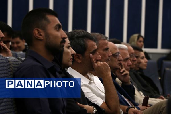 برترین‌های ورزش خراسان‌رضوی در آیین نشان کاوه معرفی شدند