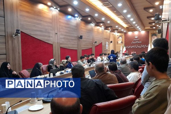 برگزاری مراسم بدرقه کاروان دانش آموزی حج عمره