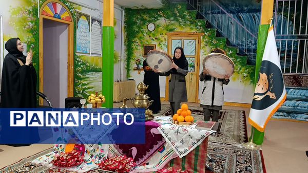 جشن یلدا در دبیرستان نمونه اندیشه 