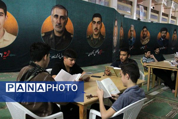 هم‌نشینی معنویت و تعلیم در مسجد