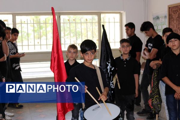 همایش احلی‌من‌العسل در شهرستان فیروزکوه 