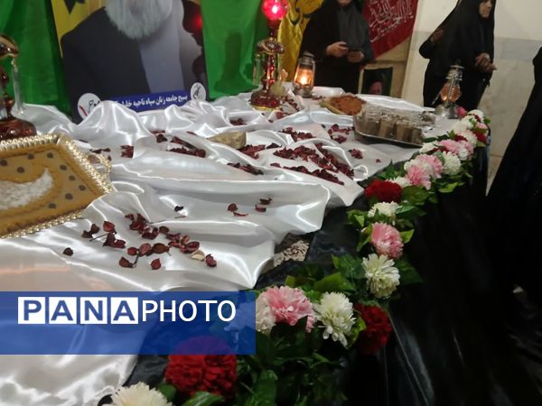مراسم گرامیداشت شهدای مقاومت و تشیع نمادین پیکر پاک شهید سید حسن نصرالله در خلیل آباد 
