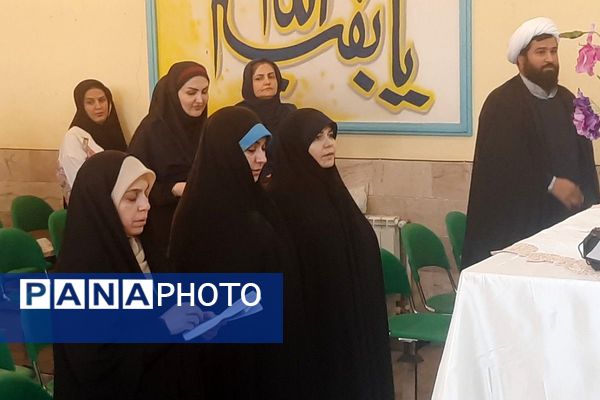 برگزاری مراسم افتتاحیه نمازخانه و طرح مصباح الهدی در دبستان مهندس وحید کیهانی ناحیه یک شهرری