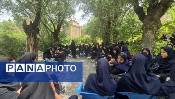 برگزاری اردوی عملی درس آمادگی دفاعی دانش‌آموزان در اردوگاه پنجعلی شازند