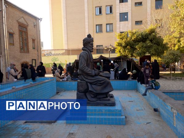 جشنواره غذاهای سنتی مشهد در فرهنگسرای بهشت « خانه ملک »