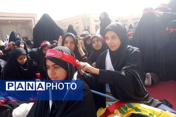 حضور پرشور دختران زینبی در تجمع دانش‌آموزی حمایت از جبهه مقاومت اسلامی