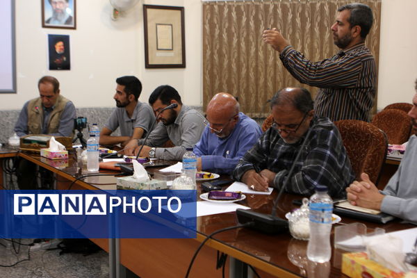 نشست خبری معاون مدیرکل و مدیر آموزش‌و‌پرورش کاشان با اصحاب رسانه