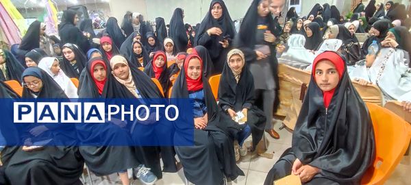 حضور دانش‌آموزان مدرسه خاقانی در جشن دختران آفتاب شیروان