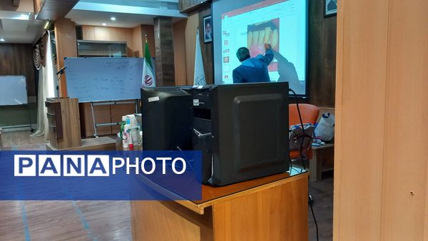 دوره توانمندسازی مراقبین سلامت نواحی هفتگانه و تبادکان به میزبانی ناحیه ۶