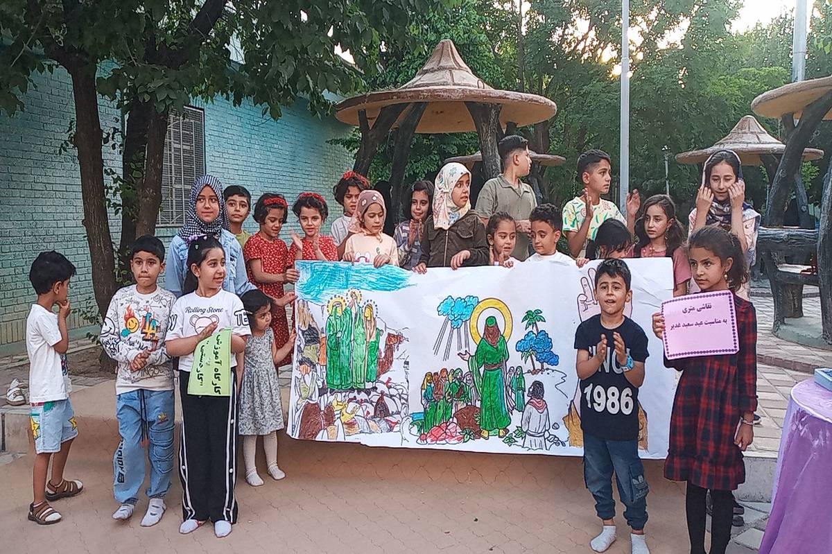 جشنواره نقاشی همگانی غدیر در لالجین؛ کودکان با رنگها قصهگویی میکنند