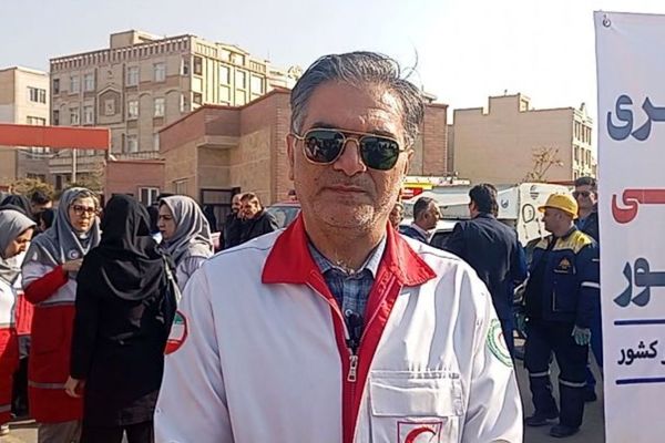 هدف از مانور زلزله، آشنایی دانش‌آموزان و خانواده‌ها با مباحث امدادی است