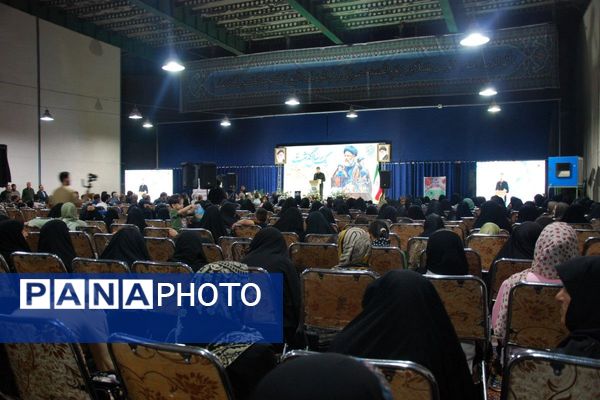 برگزاری مراسم گرامیداشت شهدای خدمت در شهر قیامدشت 
