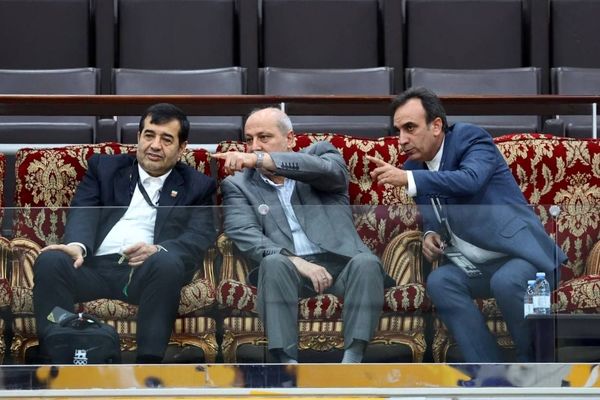 دنیامالی تماشاگر ویژه رقابت تیم کبدی ایران و تیم سریلانکا
