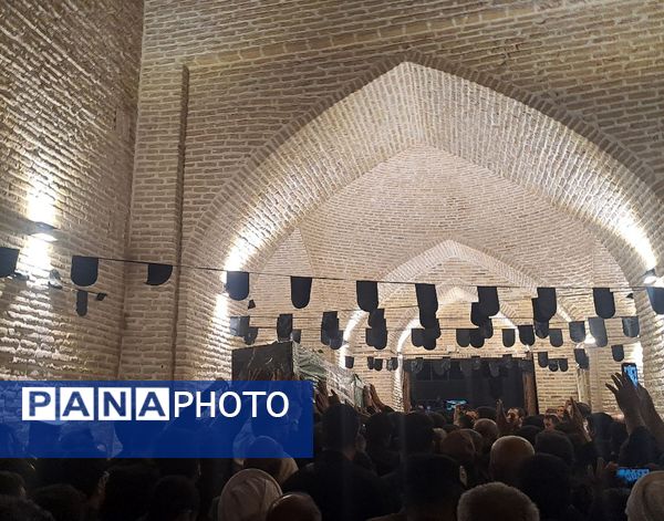 مراسم وداع با شهید امنیت هادی میرآبادی در مسجد جامع شهرستان نیشابور 