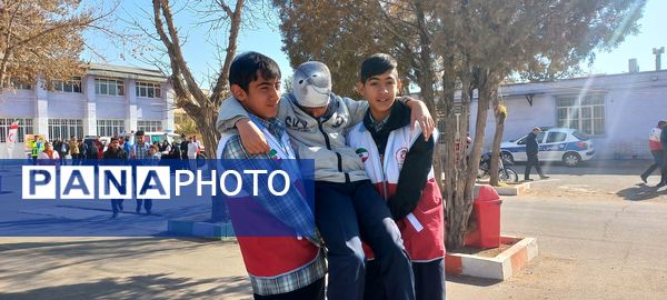 مدرسه شهید فاضل شهرکرد میزبان مانور زلزله و آمادگی دانش‌آموزان