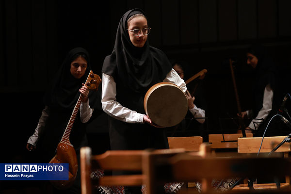 اجرای هنرستان موسیقی دختران تهران در فرهنگسرای ارسباران