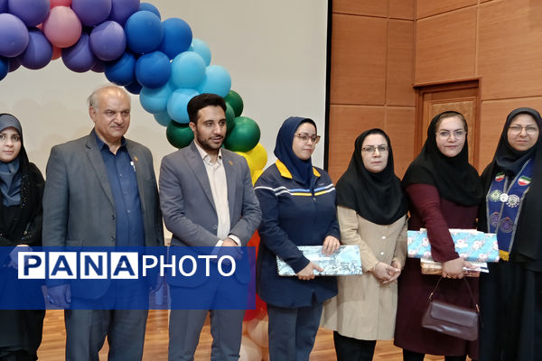 مراسم تجلیل از مقام‌آوران المپیاد رویش ناحیه 4 شیراز