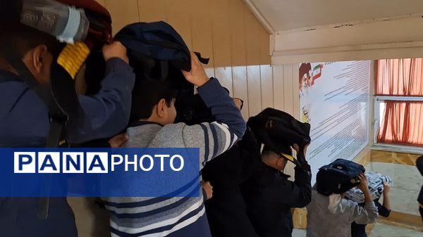بیست‌وششمین مانور سراسری زلزله و ایمنی در دبیرستان شهید مطهری ناحیه یک کرج