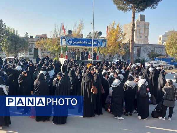 اعزام دانش‌آموزان دبیرستان‌های دخترانه شهرستان شیروان دوره متوسطه دوم به اردوری راهیان نور مناطق جنوب کشور
