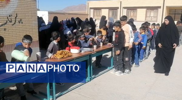 برپایی موکب دانش‌آموزی به‌مناسبت شهادت حضرت فاطمه(س)