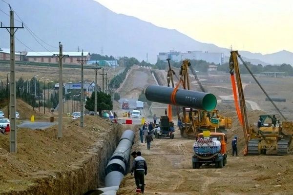 پروژه بزرگ آبرسانی از سد قوچم به شهر دهگلان با دستور رئیس جمهور به بهره‌برداری رسید‌