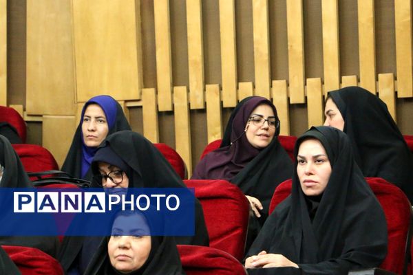 گامی نو در توانمندسازی پیشگامان عرصه تعلیم و تربیت