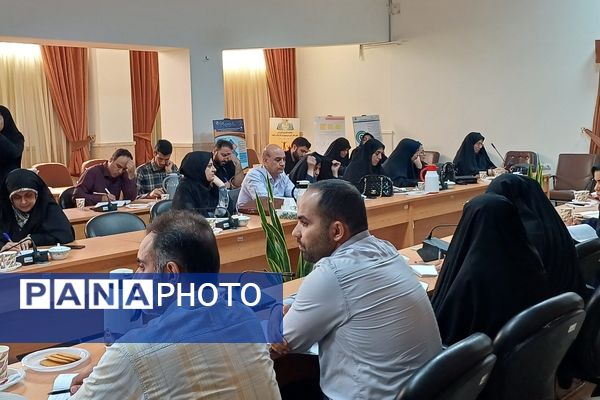 دوره جامع تربیت پژوهشگر در پژوهشکده عباس زادگان